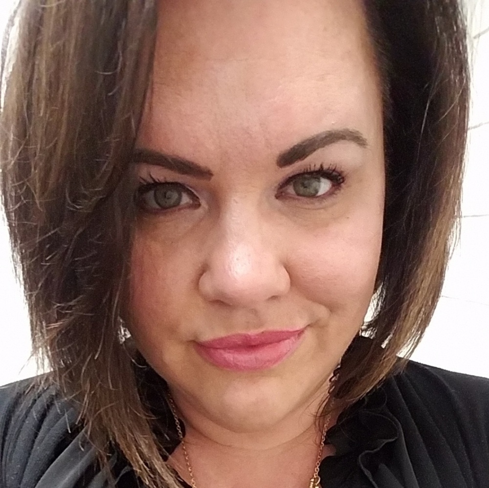 Meet your Posher, Carie